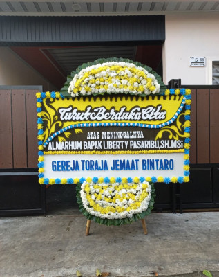 Papan Bunga Duka di Sumur Pecung