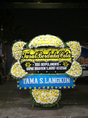 Papan Bunga Duka di Sumur Pecung
